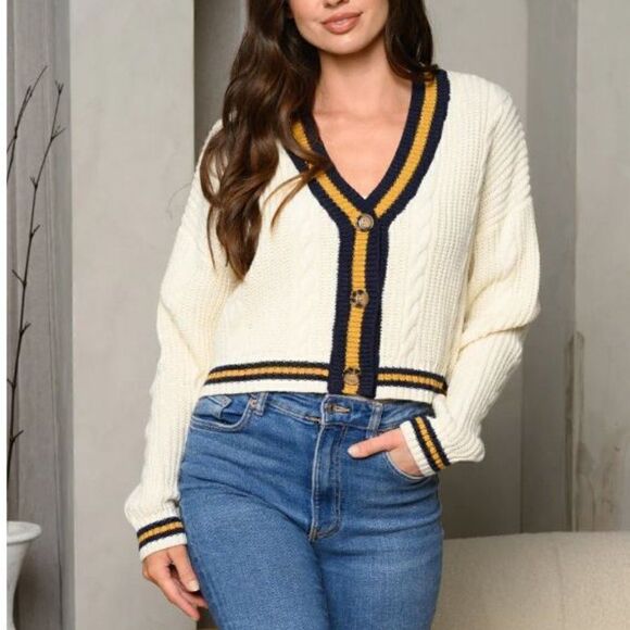 V-Neck Cable Knit Button Up Crop Sweater - Picture 1 of 3